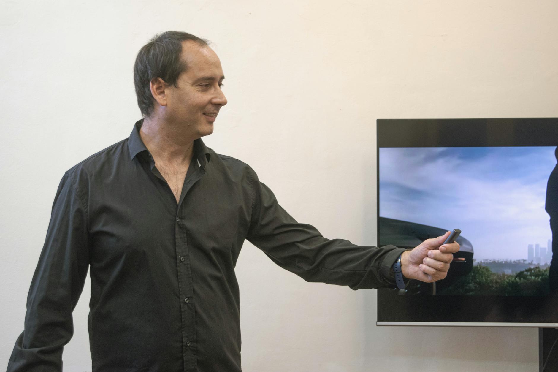 AI for Presentations: Craft Stunning Presentations in Seconds with AIZora’s AI Presentation Maker
