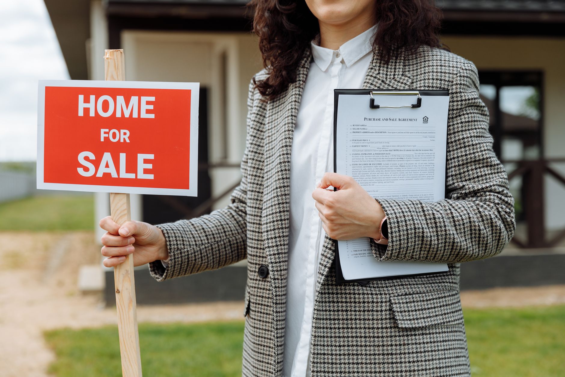 AI for Real Estate: AI Property Description Generator That Helps Listings Sell Faster