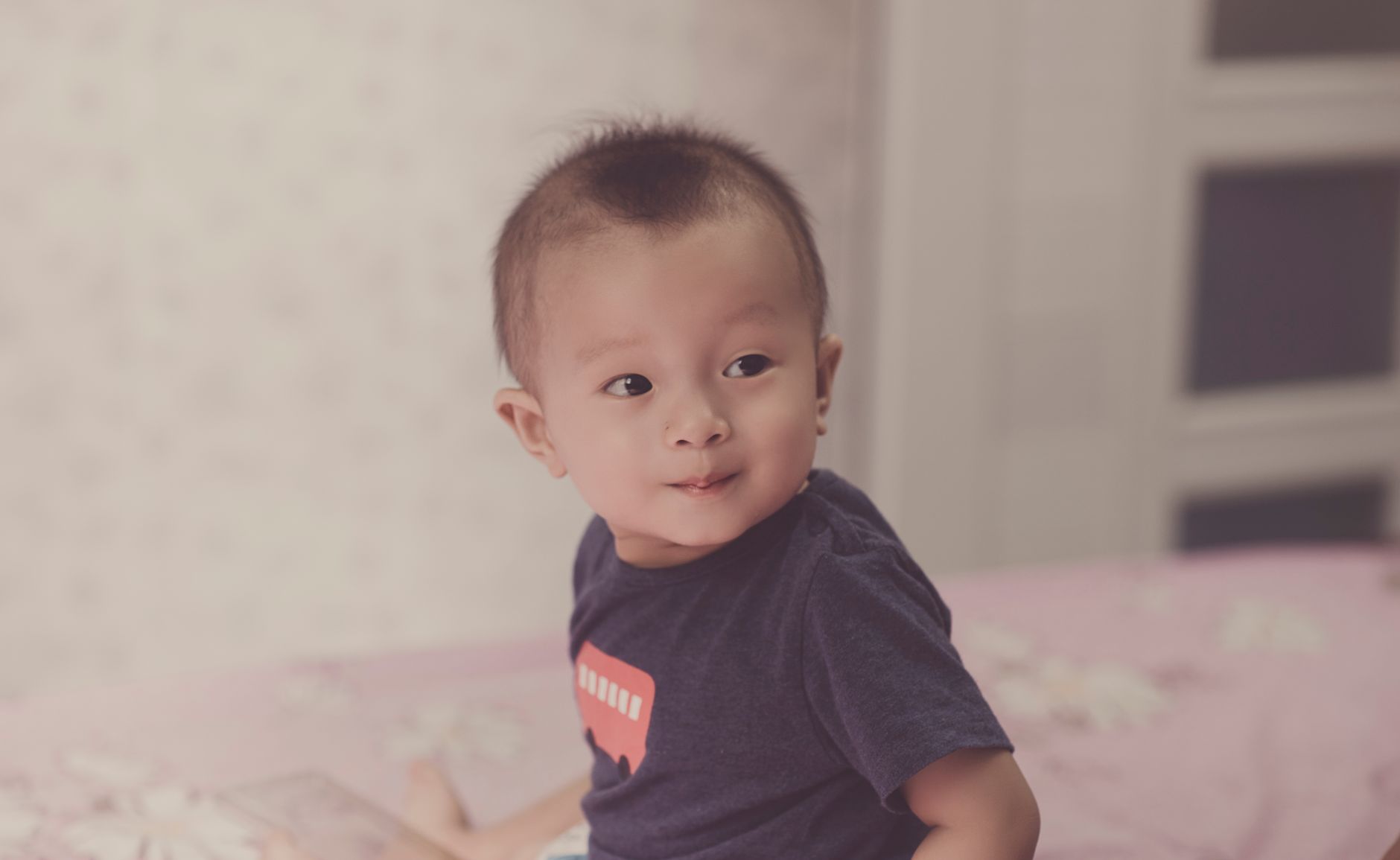 Baby, Baby Face, What Will My Baby Look Like, Future Baby, Baby Predictor, Ba — Charming portrait of a baby boy with curious expression c